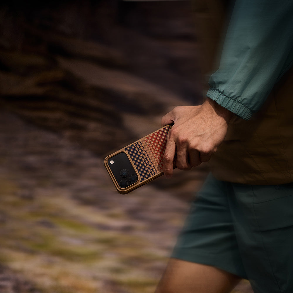 Pitaka Tactile Woven Sunset-Moonrise Aramid Pro Guard Serisi iPhone 17 Pro Max M-safe Şarj Özellikli Kılıf Pitaka Tactile Woven Sunset-Moonrise Aramid Pro Guard Serisi iPhone 17 Pro Max M-safe Şarj Özellikli Kılıf